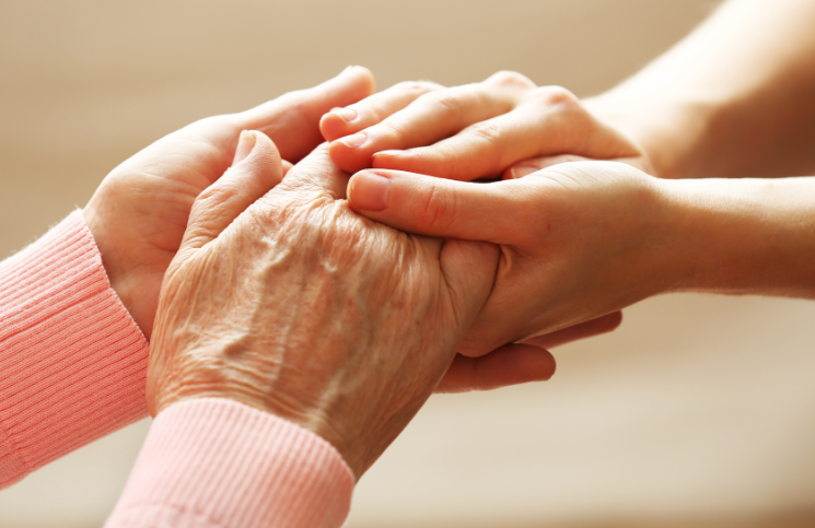 Overlijden van een naaste: wat je moet regelen in 10 stappen